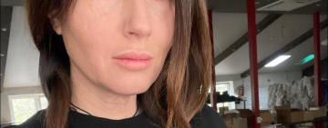 Вчергове влада намагається плюнути в обличчя суспільству заради грошей: відома волонтерка Катерина Ножевнікова вийде на одиночний пікет 